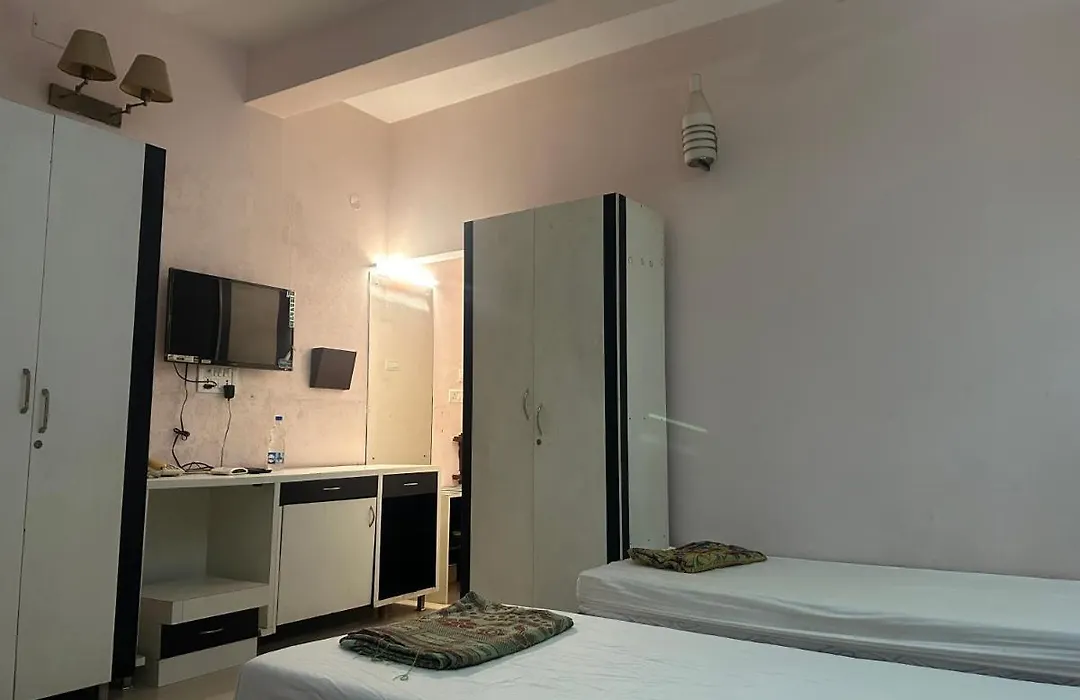 K Thai Guest House-1