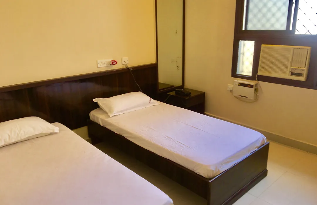 Bhimas Inn -Puratchi Thalaivar Dr M G Ramachandran Central Railway Station Chennai-1