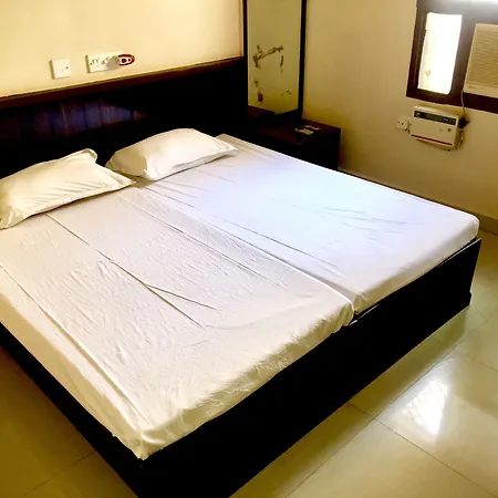 Bhimas Inn -Puratchi Thalaivar Dr M G Ramachandran Central Railway Station Chennai-3